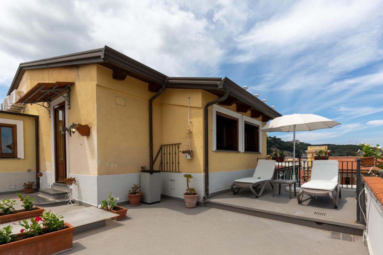 Apartamento Rossy House Península Sorrentina Exterior foto